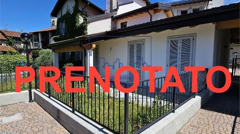 Appartamento in vendita a Comerio